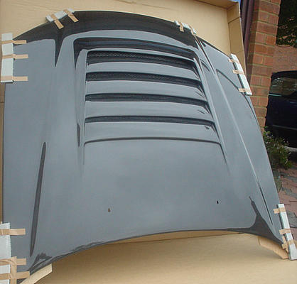 I'm after a Nismo ZTune bonnet to fit Nissan Skyline R34 GTT as below