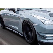 Nissan R35 GTR KR Carbon Side Skirts